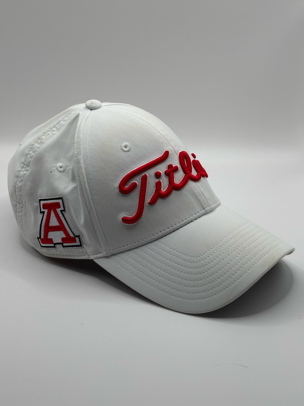 Titleist Arizona Wildcats White Adjustable Golf Hat Cap Red Embroidered Logo
